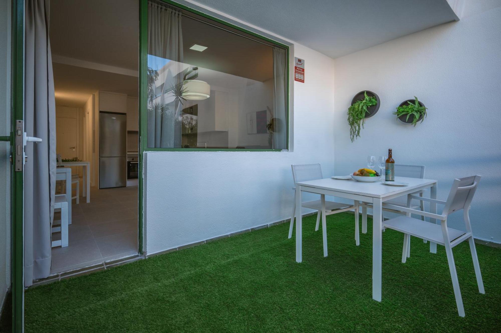Go2Tenerife Apart'Jara Pool View & Beach At 5 Min Playa de las Américas Exterior foto